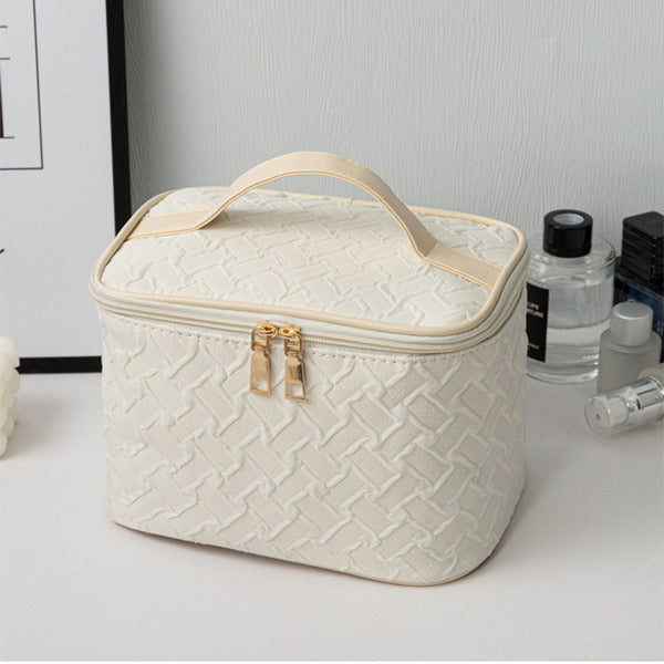 White Large-Capacity Travel Makeup Bag – Waterproof & Portable