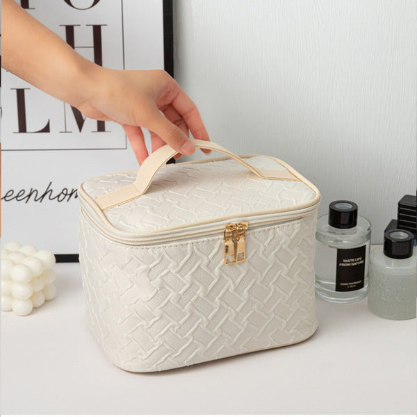 White Large-Capacity Travel Makeup Bag – Waterproof & Portable