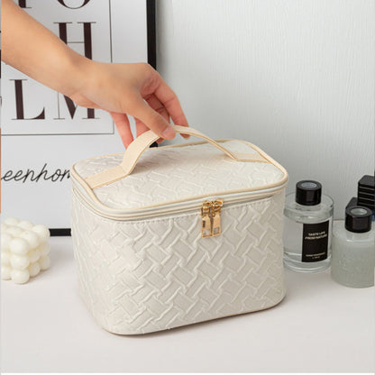 White Large-Capacity Travel Makeup Bag – Waterproof & Portable